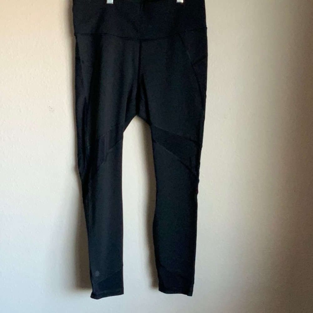 Athelta workout pants size L black
